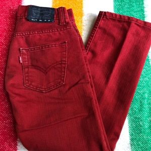 Sz 8 girls red Levi’s jean